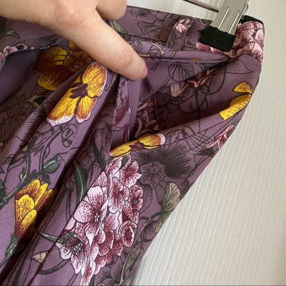 H&M - Floral Chiffon Shorts - Picture 3 of 6